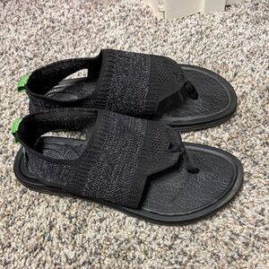 Sanuk Women’s Black Sandals